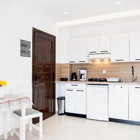 Appartement Olympia Superior At Lambi